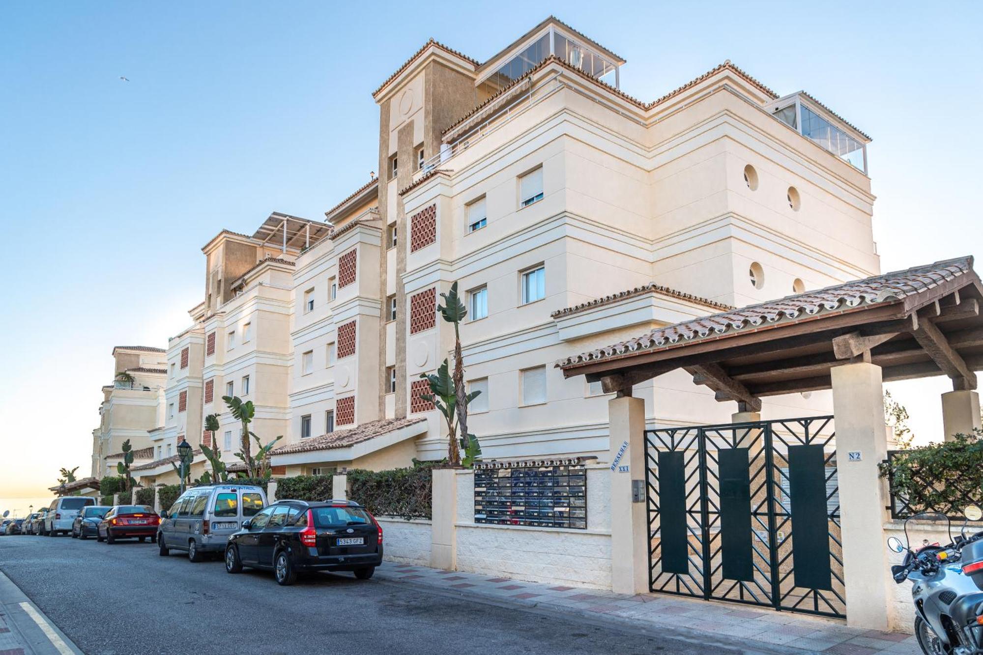 Holidays2Nueva Torrequebrada 2 Bedrooms And 2 Bathrooms, Terrace, Community Pool And Garage بينالماذينا المظهر الخارجي الصورة
