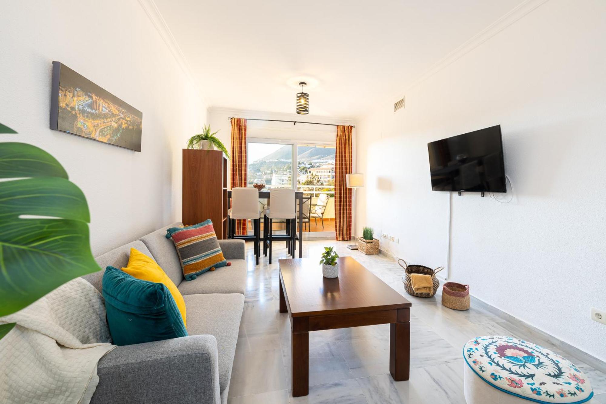 Holidays2Nueva Torrequebrada 2 Bedrooms And 2 Bathrooms, Terrace, Community Pool And Garage بينالماذينا المظهر الخارجي الصورة