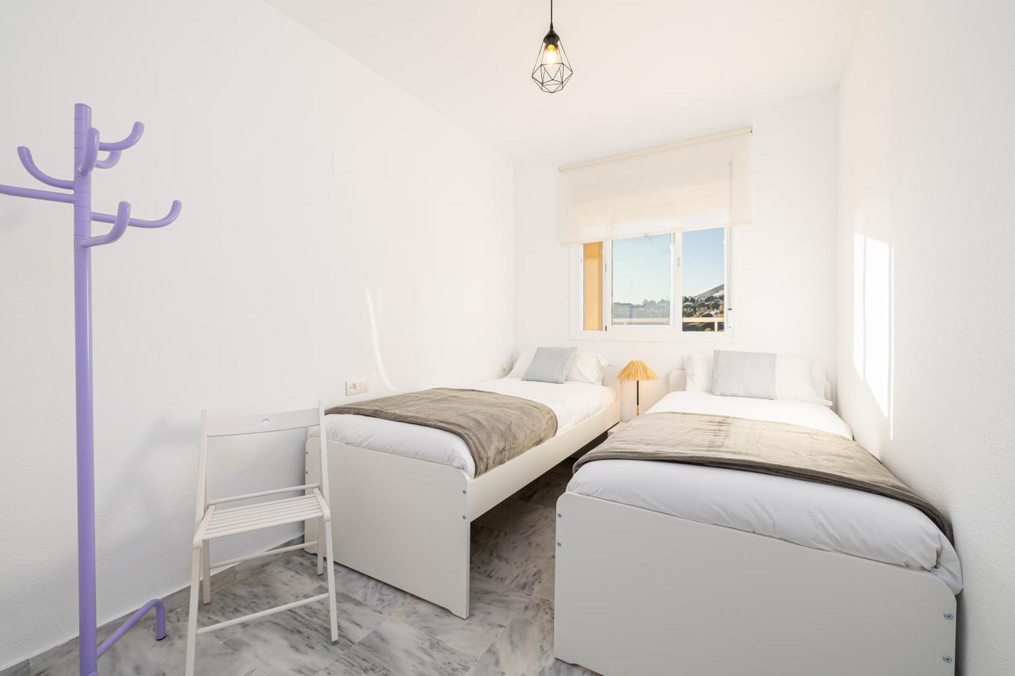 Holidays2Nueva Torrequebrada 2 Bedrooms And 2 Bathrooms, Terrace, Community Pool And Garage بينالماذينا المظهر الخارجي الصورة